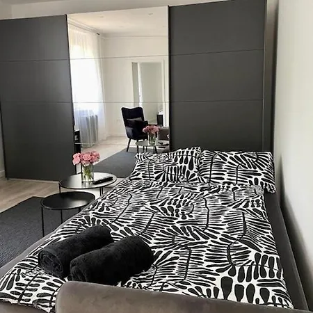 D18 Apartament