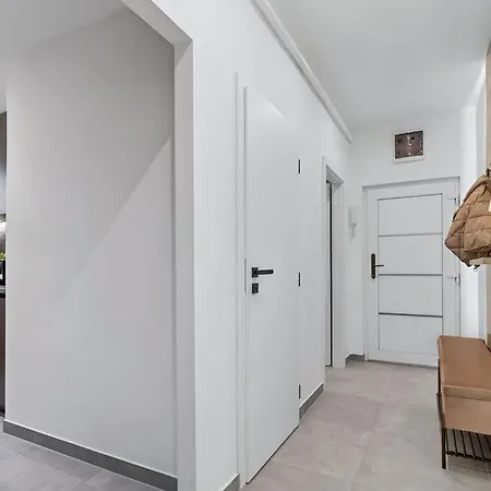 D18 Apartment *